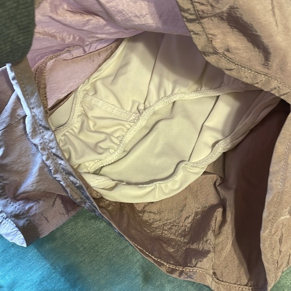 Free People Movement NWOT High-Waisted Lilac Women’s Shorts Size Medium - Picture 6 of 7